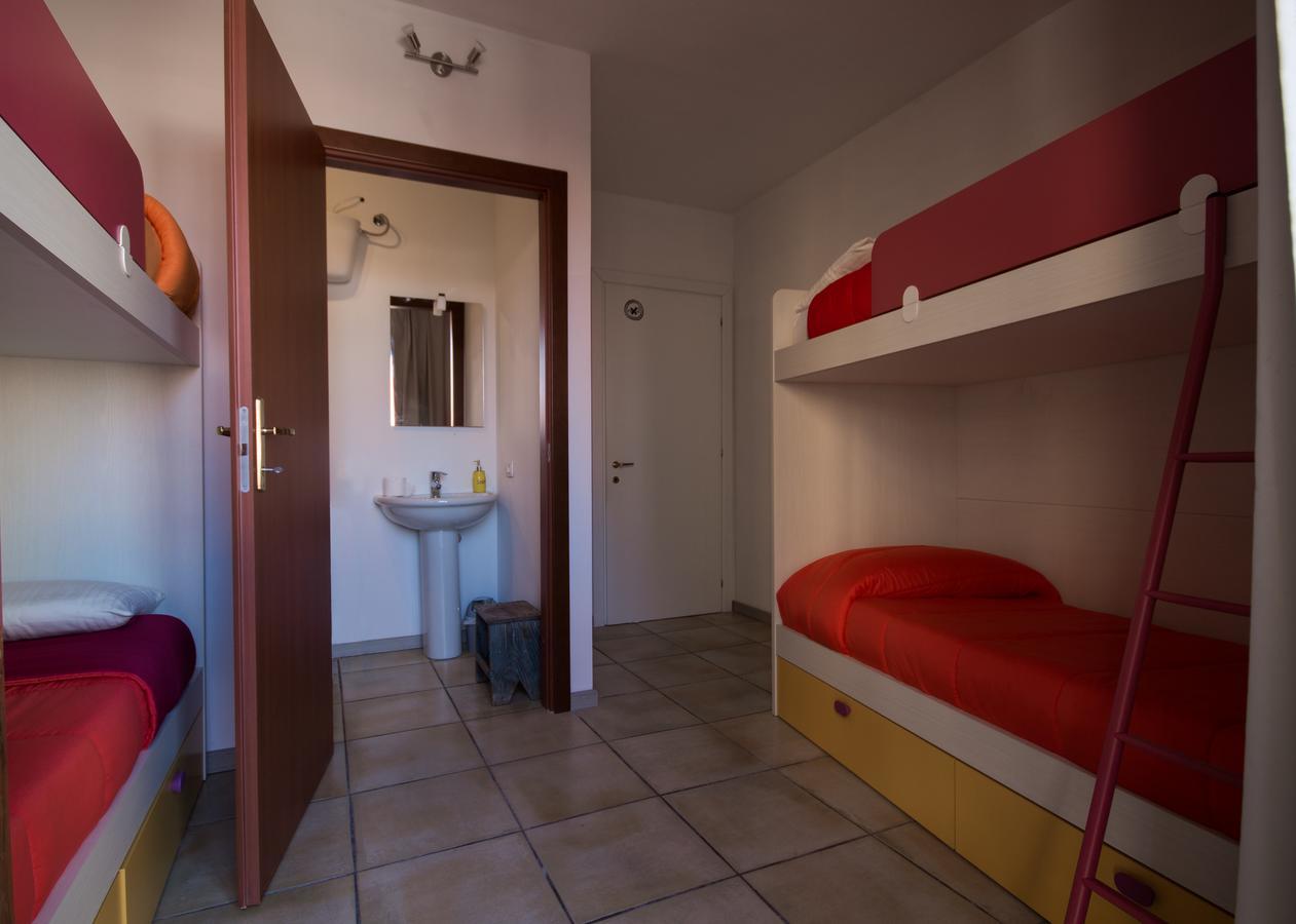 Hostel Sardinia Quartu SantʼElena Buitenkant foto