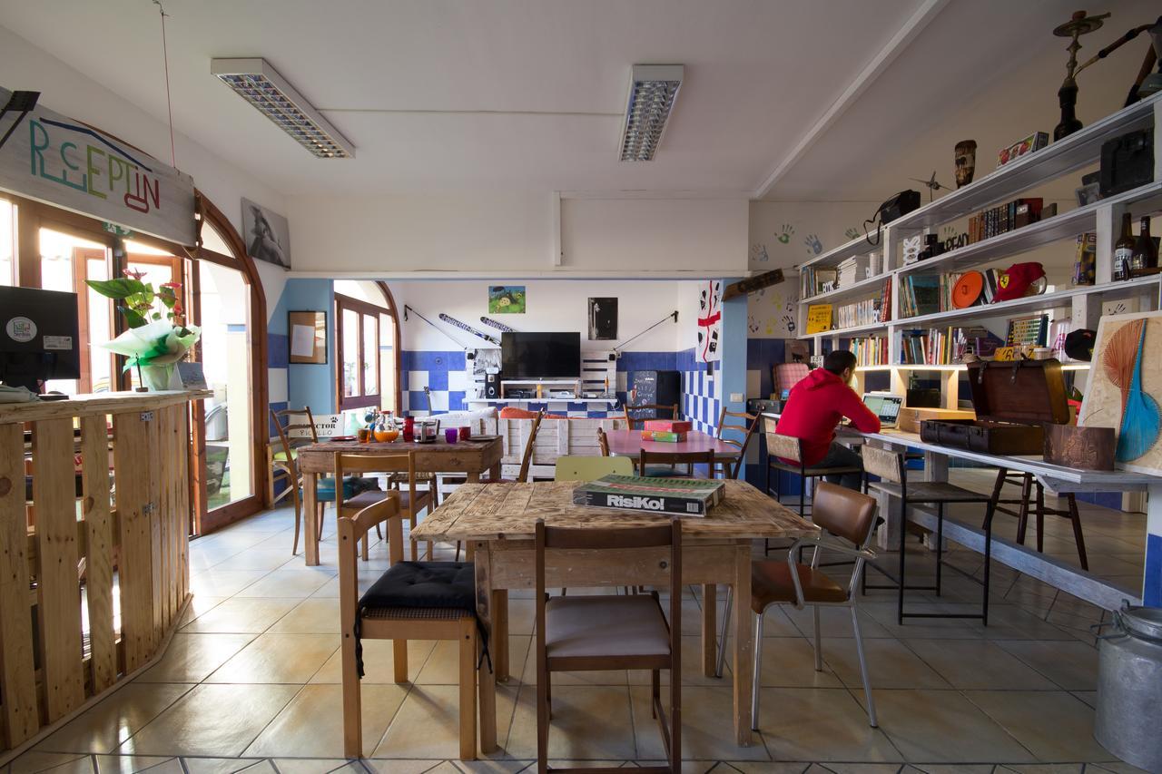 Hostel Sardinia Quartu SantʼElena Buitenkant foto