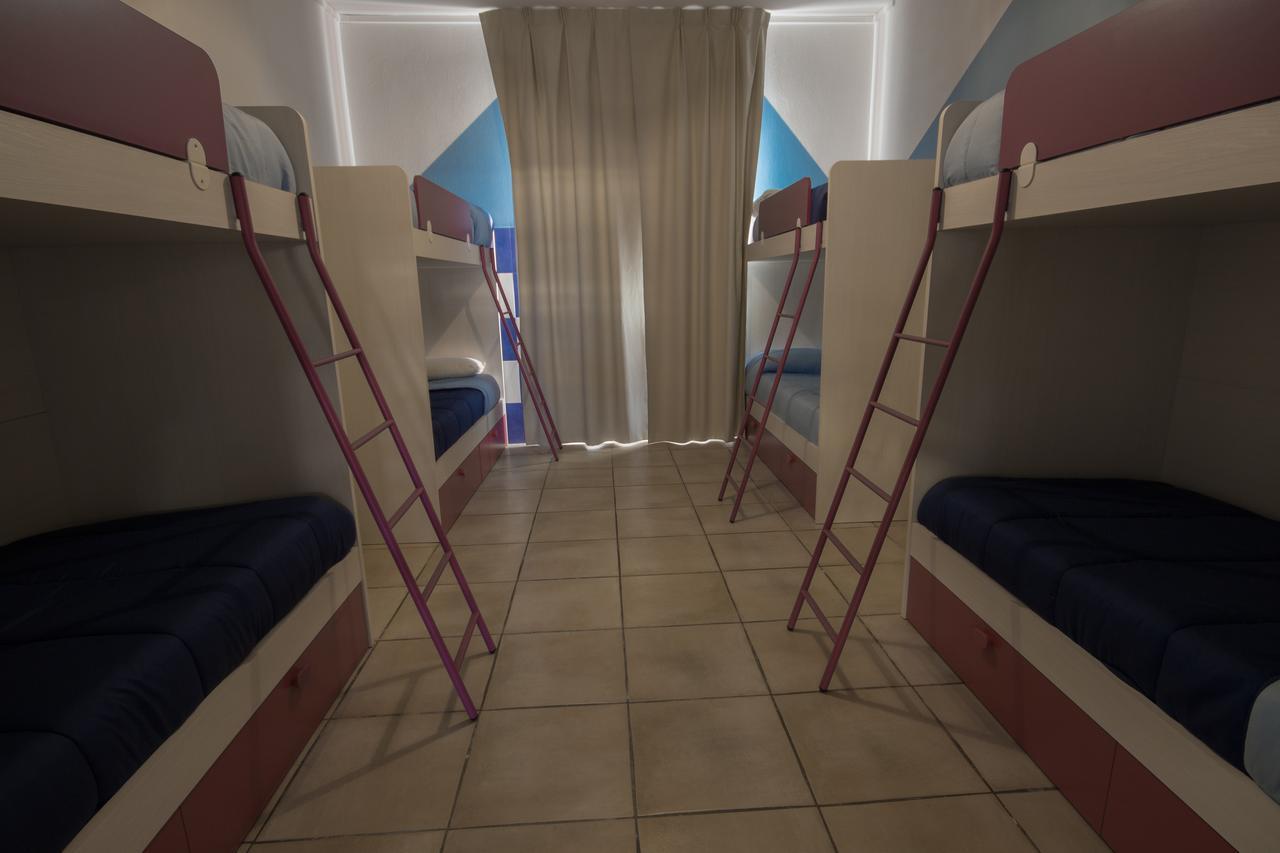 Hostel Sardinia Quartu SantʼElena Buitenkant foto